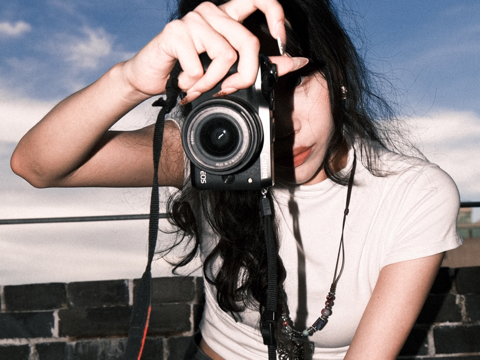 抓住镜头，回到未来