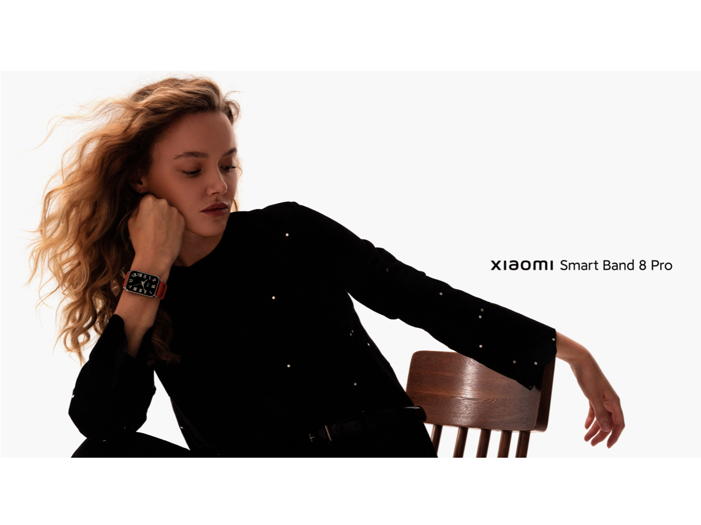 小米手环 8 Pro 时尚人像创意摄影