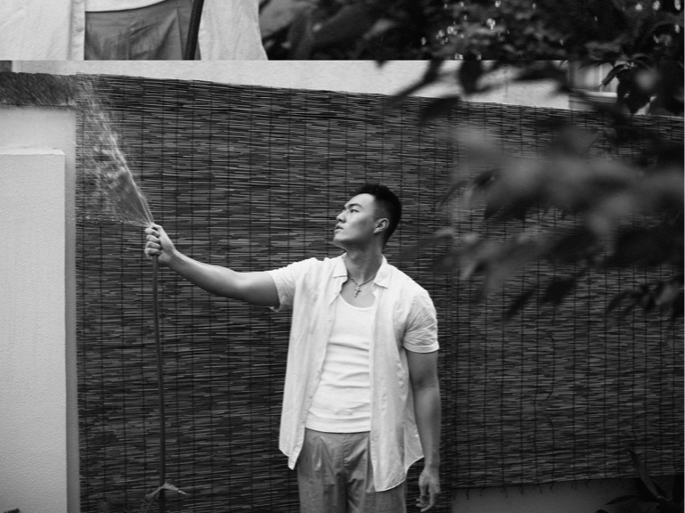 是完全不一样的夏天