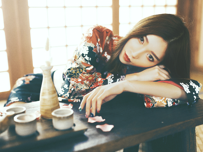 清酒半盏醉樱颜