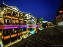 《白鹭洲，水街》