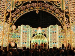 ·RoyWang作品 光の都