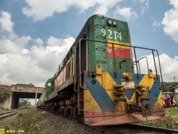 黑摄会出品——坐着火车去蒙巴萨