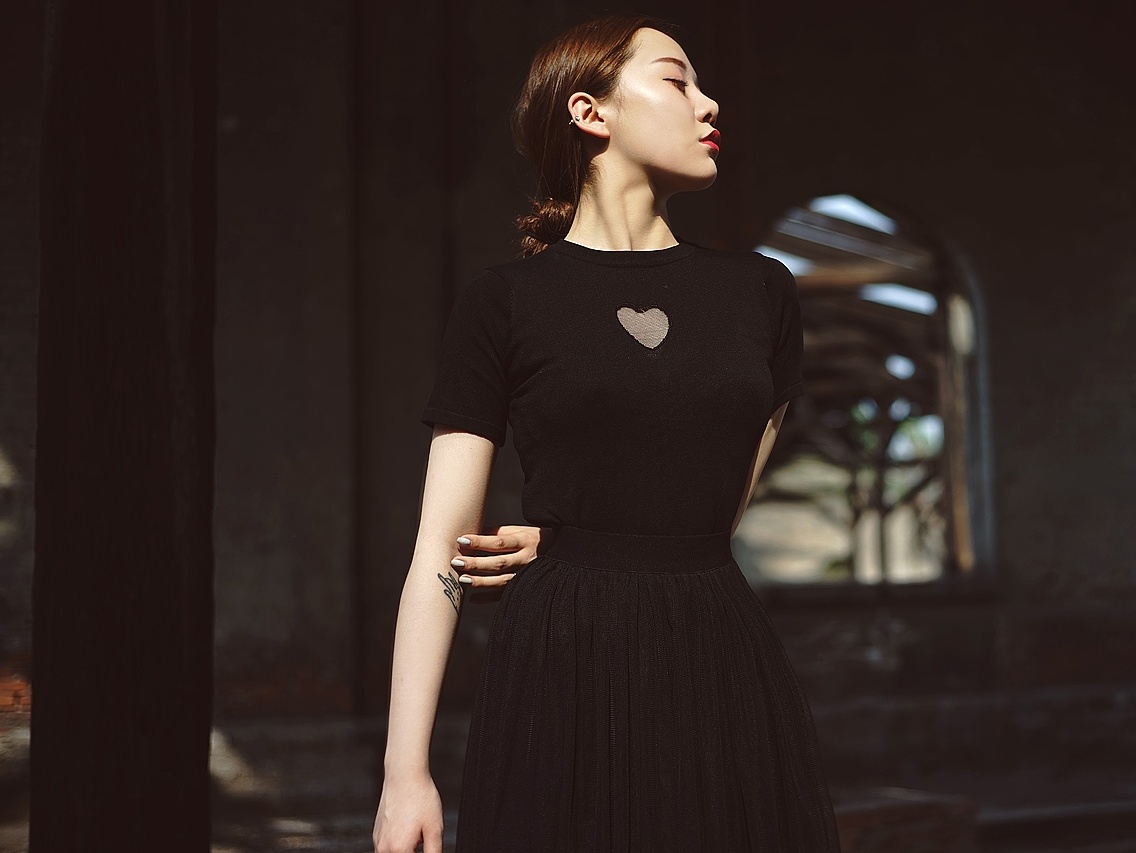 黑色是一种心情